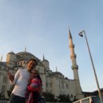 Diana y Jaime en la Mezquita Azul, Istanbul