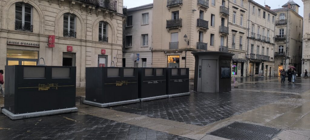 Calles en Montpellier con lluvia